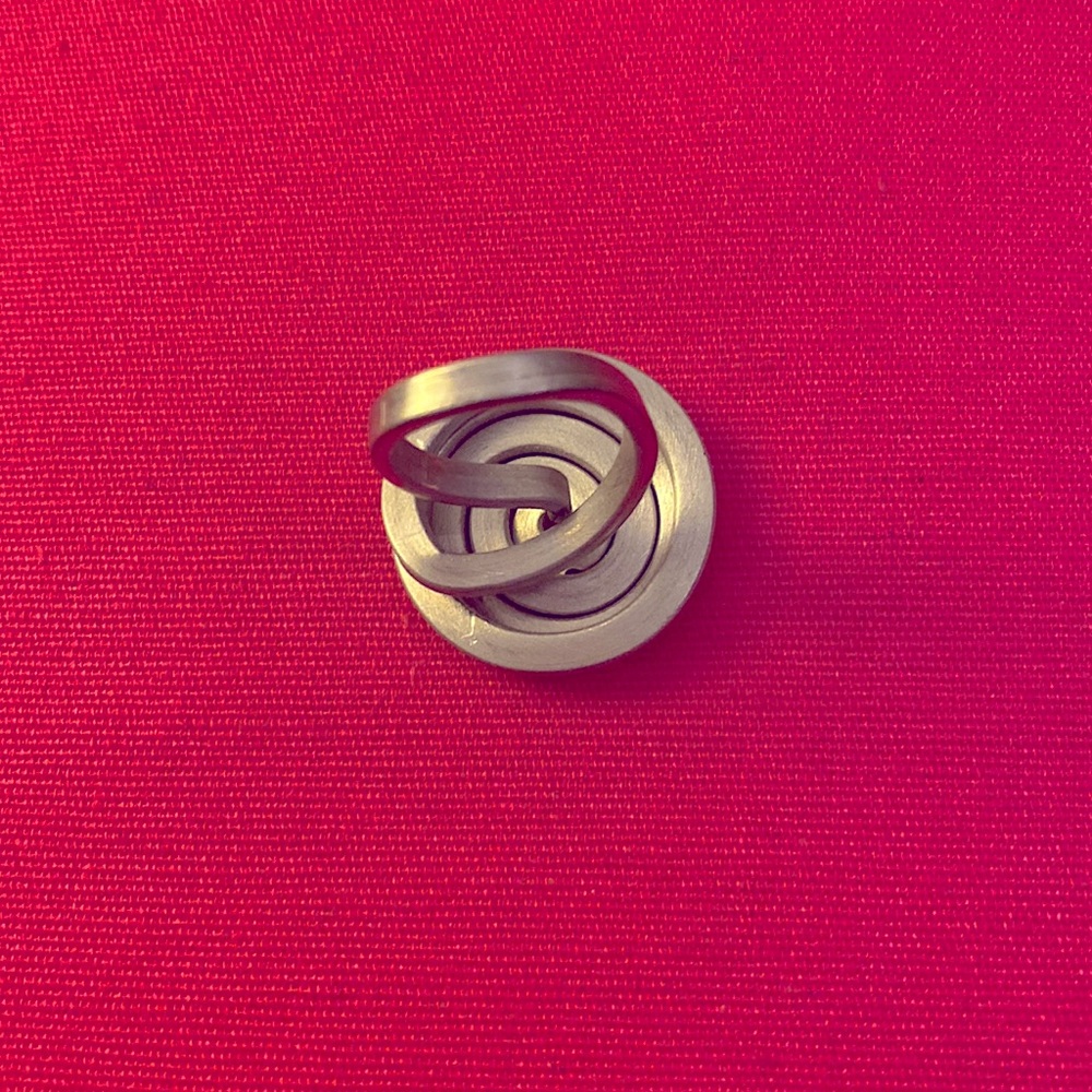 Ring - Picture 5 of 5